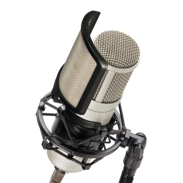 Soundsation VOXTAKER 100 Large-diaphragm Studio Microphone with Cardioid Polar Pattern